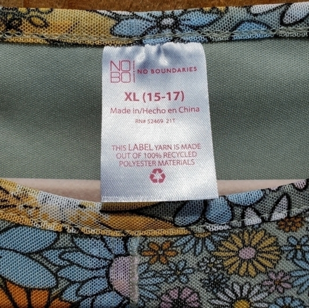 No Boundaries Floral Lined Silky Blouse Croptop Top XL (15-17) NWOT - Picture 7 of 8